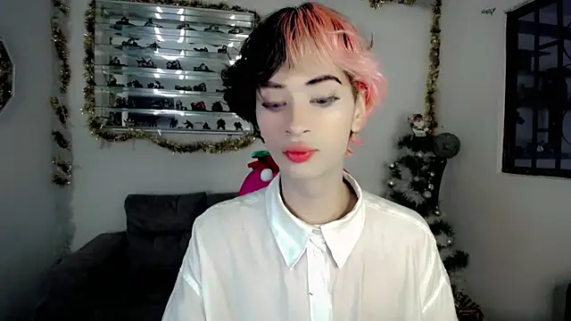 Snapshot of Sweet_Jack1 chatting on December 16, 2:38 pm Sweet Jack1 online show from December 16, 2:38 pm
