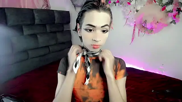 Snapshot of Sweet_Jack1 chatting on December 17, 3:06 pm Sweet Jack1 online show from December 17, 3:06 pm