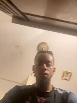 Snapshot of Big_papirocky chatting on September 30, 3:23 am Big papirocky online show from September 30, 3:23 am