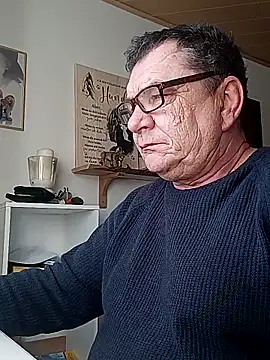 Nobbie444 online show from February 20, 9:55 am