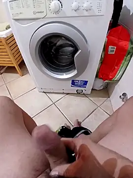 Snapshot of 74bob chatting on October 30, 4:36 am 74bob online show from October 30, 4:36 am