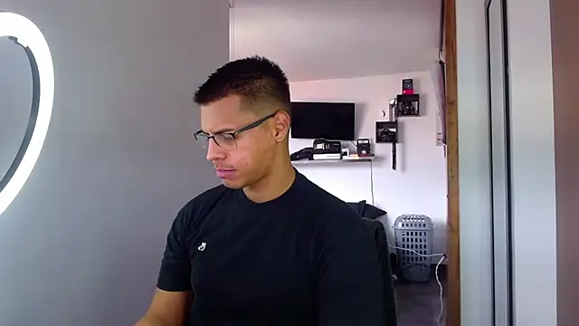  John Boy  online show from April 8, 7:11 pm