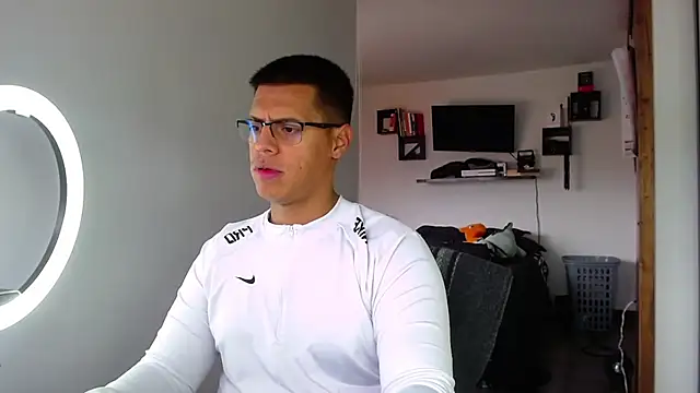  John Boy  online show from April 15, 7:47 pm