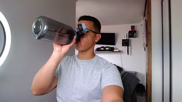  John Boy  online show from April 21, 7:09 pm