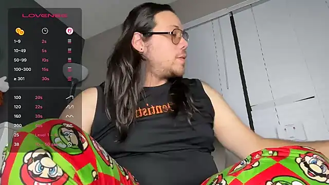 Snapshot of lucasgalacticman chatting on October 9, 6:07 am lucasgalacticman online show from October 9, 6:07 am