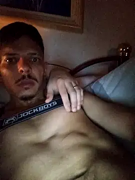 JuninhoPilati online show from November 13, 6:18 am