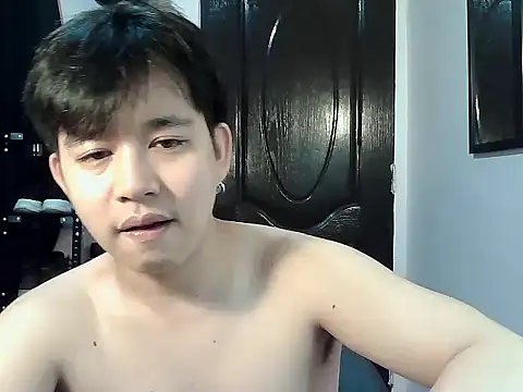alfonsoasiancutie online show from January 10, 8:18 am