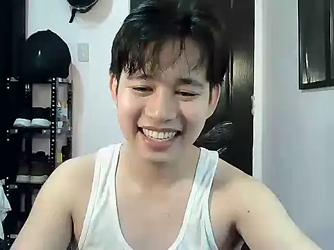 alfonsoasiancutie online show from January 13, 1:37 pm