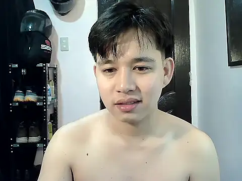 alfonsoasiancutie online show from February 2, 1:19 pm
