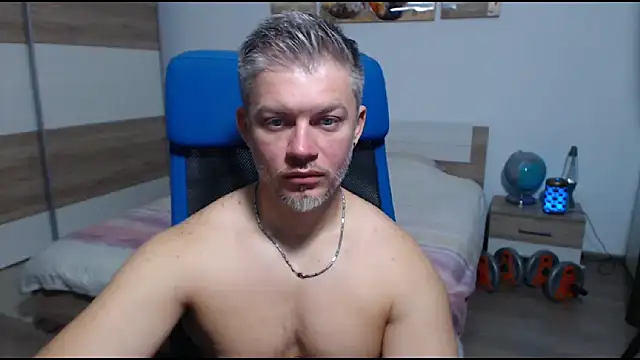 Snapshot of RobbyShawz chatting on September 21, 4:56 am RobbyShawz online show from September 21, 4:56 am