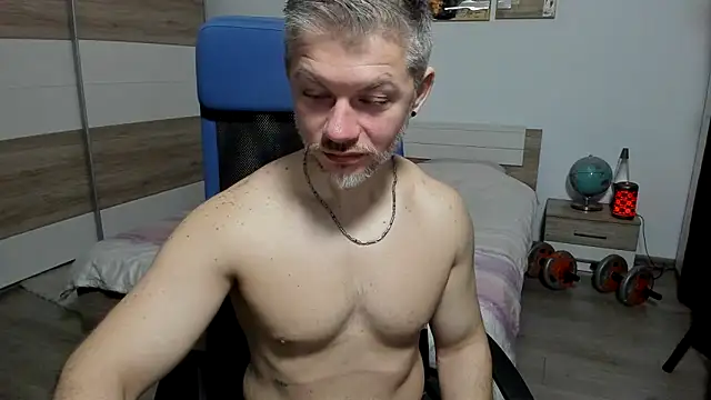 RobbyShawz online show from February 4, 6:41 am