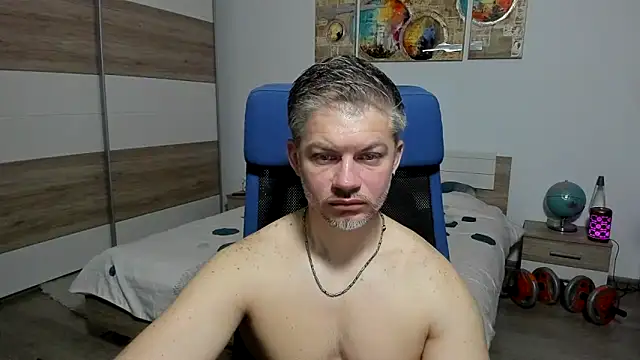 RobbyShawz online show from April 21, 4:51 am