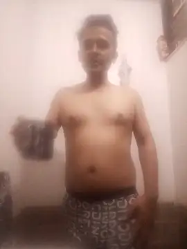 Saalu2003 online show from April 18, 4:19 pm