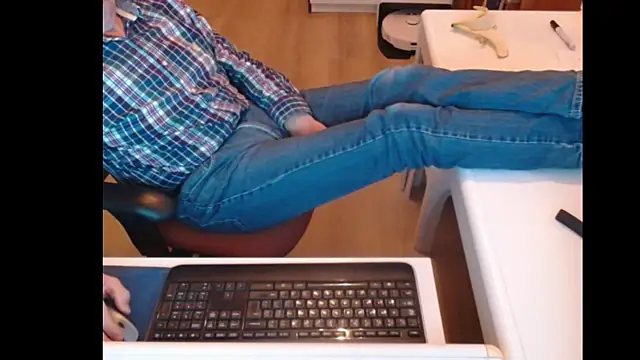 Snapshot of dutchpornking chatting on March 15, 5:48 pm dutchpornking online show from March 15, 5:48 pm