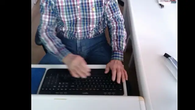 Snapshot of dutchpornking chatting on December 9, 8:22 am dutchpornking online show from December 9, 8:22 am