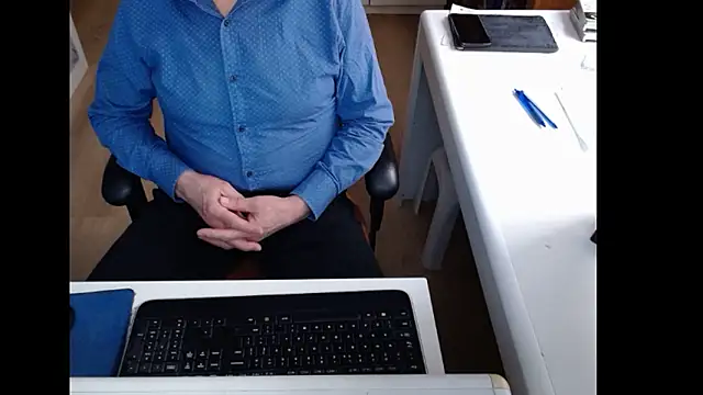 dutchpornking online show from February 5, 11:28 am