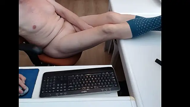 dutchpornking online show from April 24, 12:40 pm