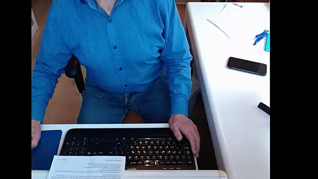 Snapshot of dutchpornking chatting on October 29, 12:19 pm dutchpornking online show from October 29, 12:19 pm