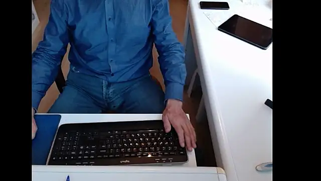 Snapshot of dutchpornking chatting on September 21, 4:07 pm dutchpornking online show from September 21, 4:07 pm
