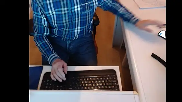 Snapshot of dutchpornking chatting on January 16, 7:49 am dutchpornking online show from January 16, 7:49 am