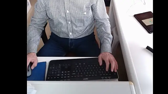 Snapshot of dutchpornking chatting on February 5, 8:54 am dutchpornking online show from February 5, 8:54 am