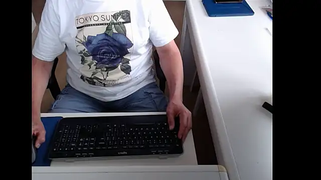 dutchpornking online show from June 13, 7:06 am