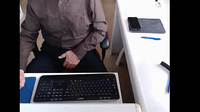 Snapshot of dutchpornking chatting on October 25, 8:05 am dutchpornking online show from October 25, 8:05 am