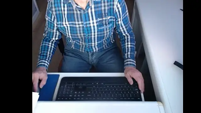 Snapshot of dutchpornking chatting on January 5, 7:49 am dutchpornking online show from January 5, 7:49 am