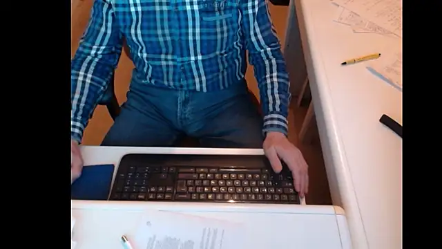 Snapshot of dutchpornking chatting on February 10, 7:17 pm dutchpornking online show from February 10, 7:17 pm