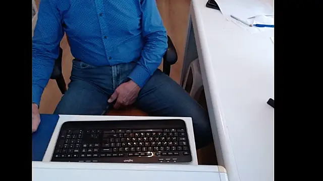 Snapshot of dutchpornking chatting on September 15, 10:38 am dutchpornking online show from September 15, 10:38 am