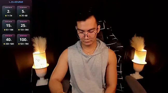 000batman000 online show from March 4, 12:39 am