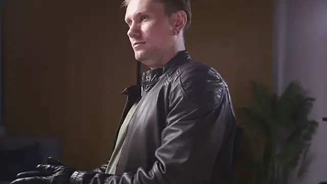 kevin-park online show from November 17, 6:22 pm