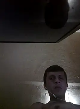 Snapshot of landy20cm chatting on December 2, 9:37 pm landy20cm online show from December 2, 9:37 pm