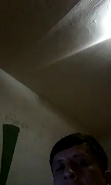 Snapshot of landy20cm chatting on March 3, 6:02 am landy20cm online show from March 3, 6:02 am