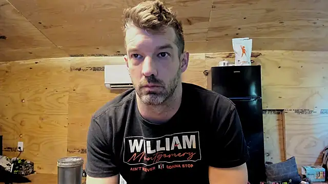 Snapshot of Kenny_Kyle chatting on October 16, 2:14 pm Kenny Kyle online show from October 16, 2:14 pm