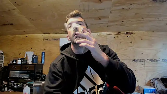 Snapshot of Kenny_Kyle chatting on March 9, 12:31 pm Kenny Kyle online show from March 9, 12:31 pm