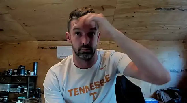 Snapshot of Kenny_Kyle chatting on February 2, 1:41 pm Kenny Kyle online show from February 2, 1:41 pm