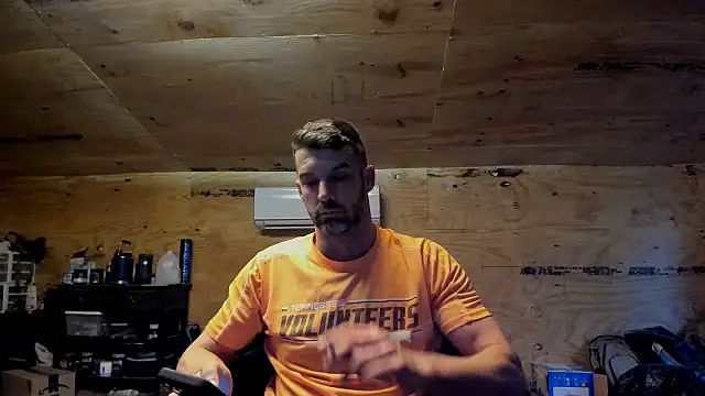 Snapshot of Kenny_Kyle chatting on December 28, 1:29 pm Kenny Kyle online show from December 28, 1:29 pm