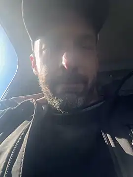 Snapshot of Kenny_Kyle chatting on January 3, 6:46 pm Kenny Kyle online show from January 3, 6:46 pm