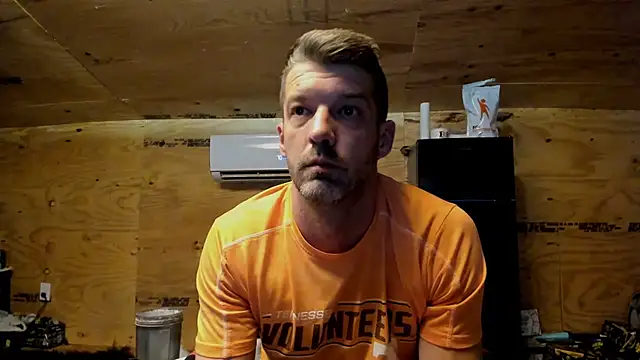 Snapshot of Kenny_Kyle chatting on September 19, 2:23 am Kenny Kyle online show from September 19, 2:23 am