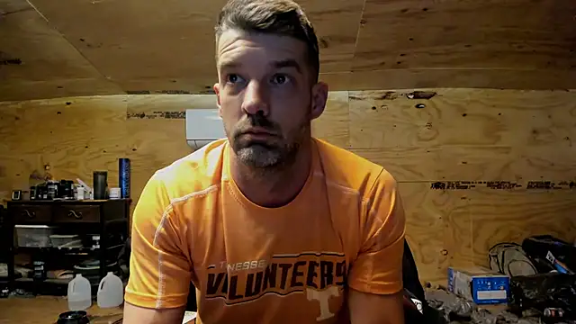 Snapshot of Kenny_Kyle chatting on February 9, 3:11 am Kenny Kyle online show from February 9, 3:11 am