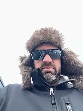 Snapshot of Kenny_Kyle chatting on December 20, 8:45 pm Kenny Kyle online show from December 20, 8:45 pm