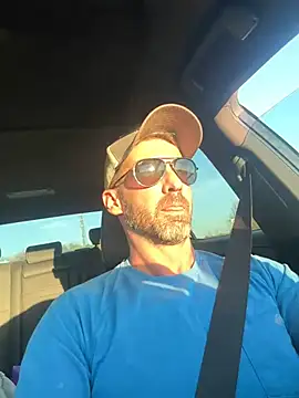 Snapshot of Kenny_Kyle chatting on February 3, 10:32 pm Kenny Kyle online show from February 3, 10:32 pm