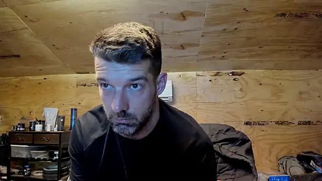 Snapshot of Kenny_Kyle chatting on February 13, 4:00 am Kenny Kyle online show from February 13, 4:00 am