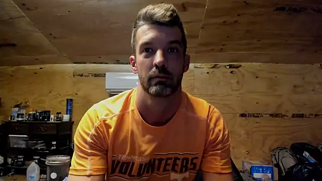 Snapshot of Kenny_Kyle chatting on January 11, 1:27 am Kenny Kyle online show from January 11, 1:27 am