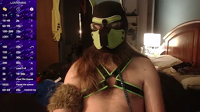 Snapshot of kinkywolf429 chatting on October 19, 9:40 pm kinkywolf429 online show from October 19, 9:40 pm