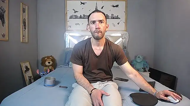 Snapshot of Danny_hot_fun chatting on September 28, 8:23 am Danny hot fun online show from September 28, 8:23 am