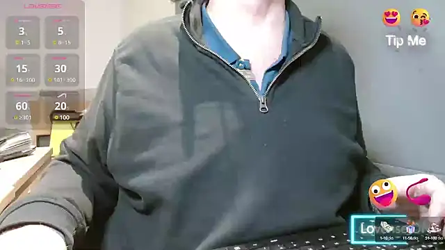 Snapshot of bigbadjon69 chatting on February 24, 2:19 am bigbadjon69 online show from February 24, 2:19 am