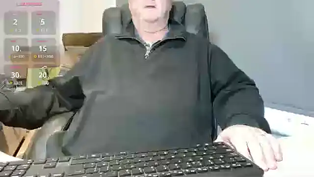 Snapshot of bigbadjon69 chatting on January 3, 3:22 pm bigbadjon69 online show from January 3, 3:22 pm