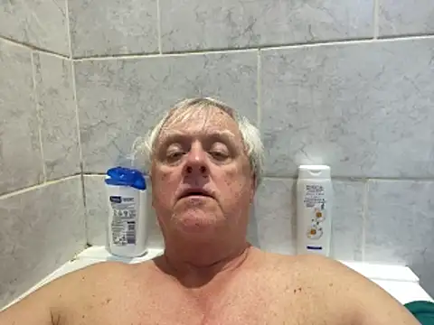bigbadjon69 online show from May 18, 9:48 am